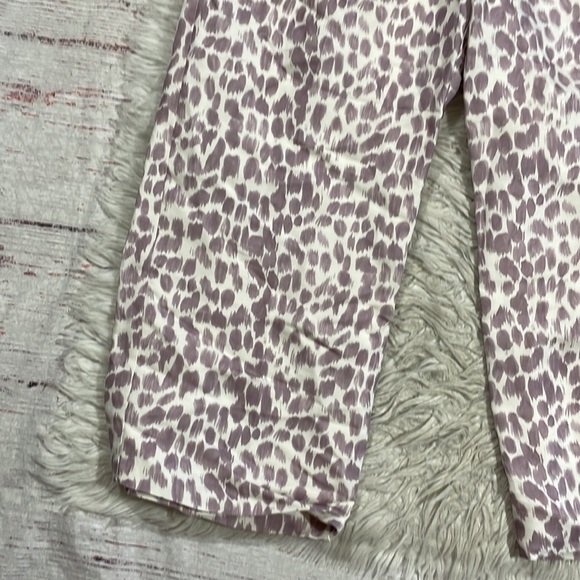 NWT J. Crew Pleated Straight Leg linen-blend pant in lilac giraffe print - Picture 7 of 11